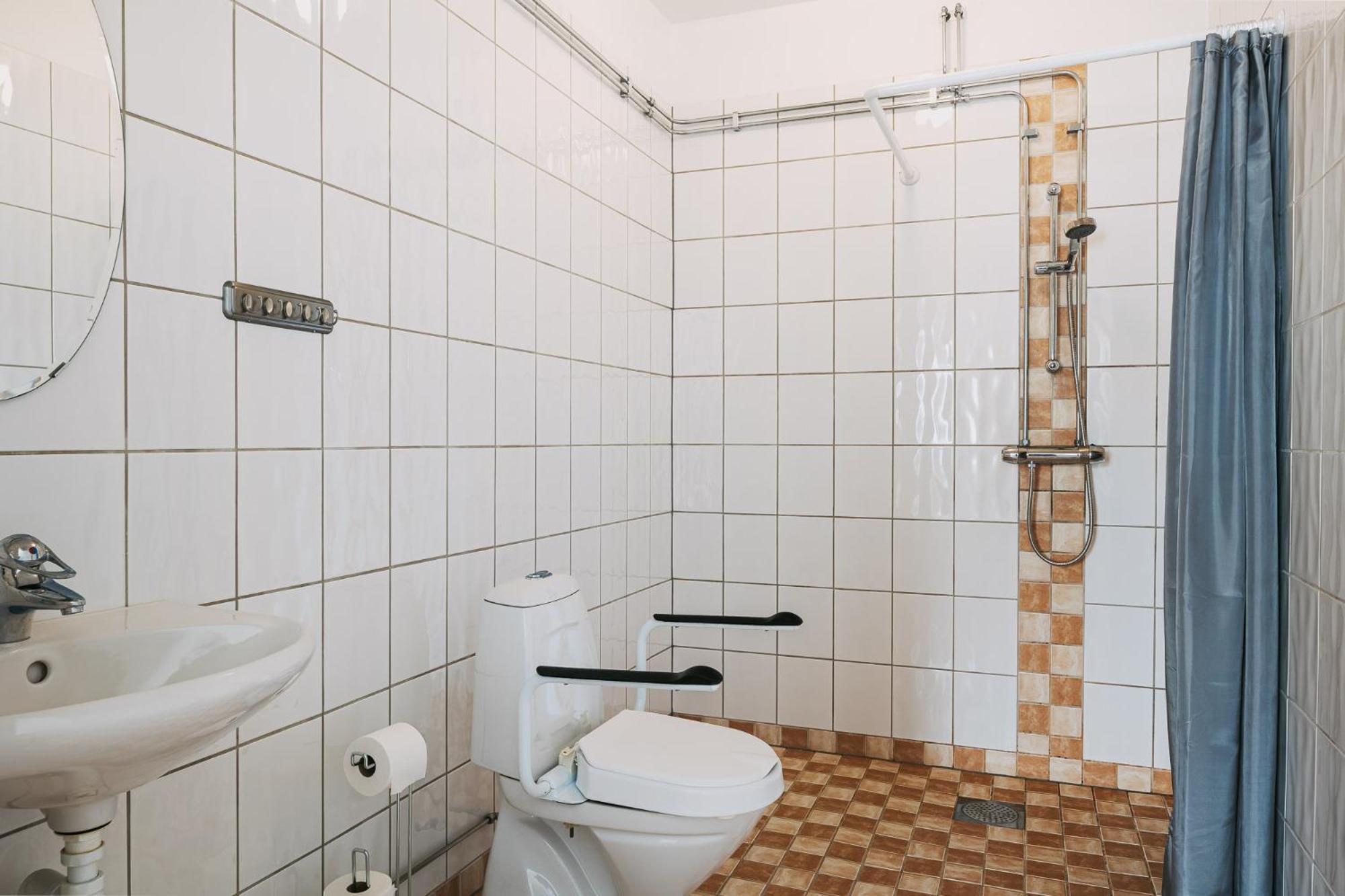 Perssons I Backens Pensionat- Sjoetorps Vandrarhem & Rum Zimmer foto